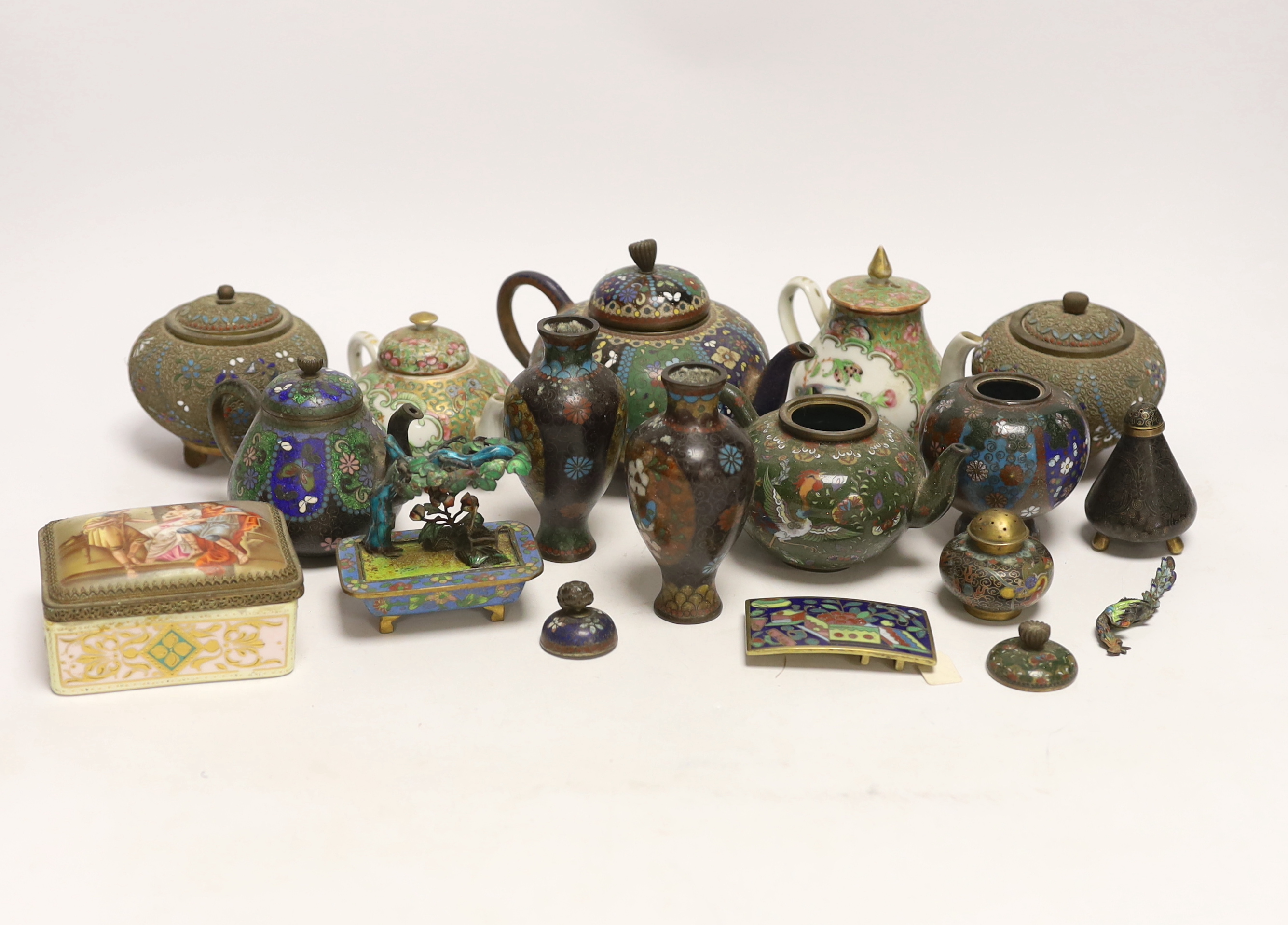 Two miniature Cantonese porcelain teapots, and a small collection of Chinese and Japanese cloisonné and champlevé enamel wares (12)